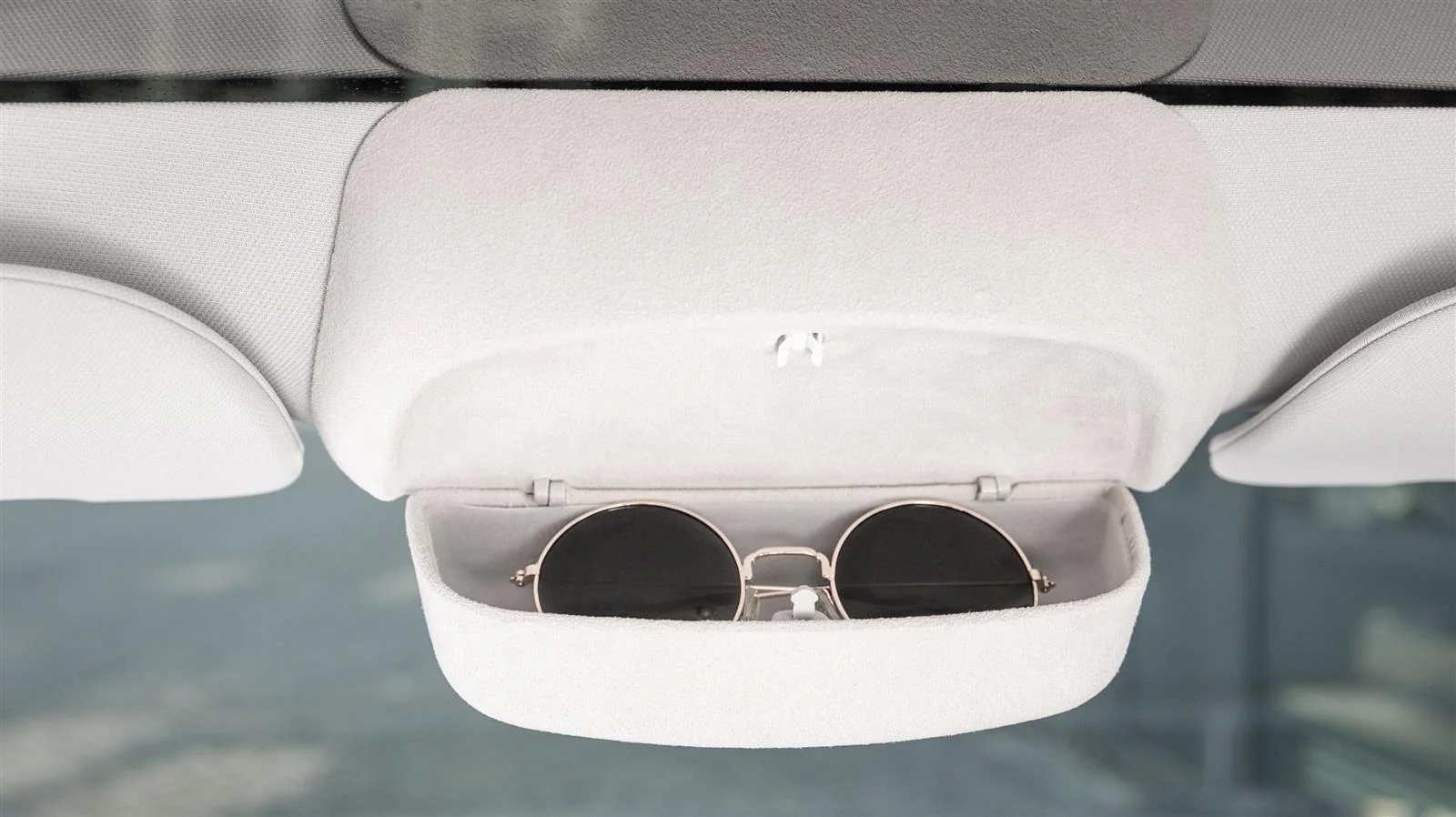 Brillenetui für den Dachhimmel des Tesla Model 3 - Image 4