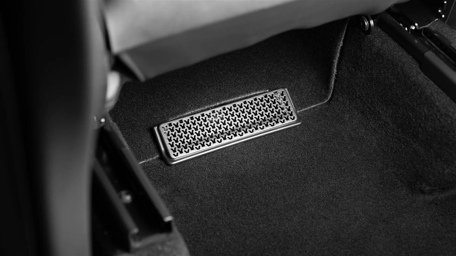 Lüftungsgitter (2x) für den Fußraum des Tesla Model Y - Image 3