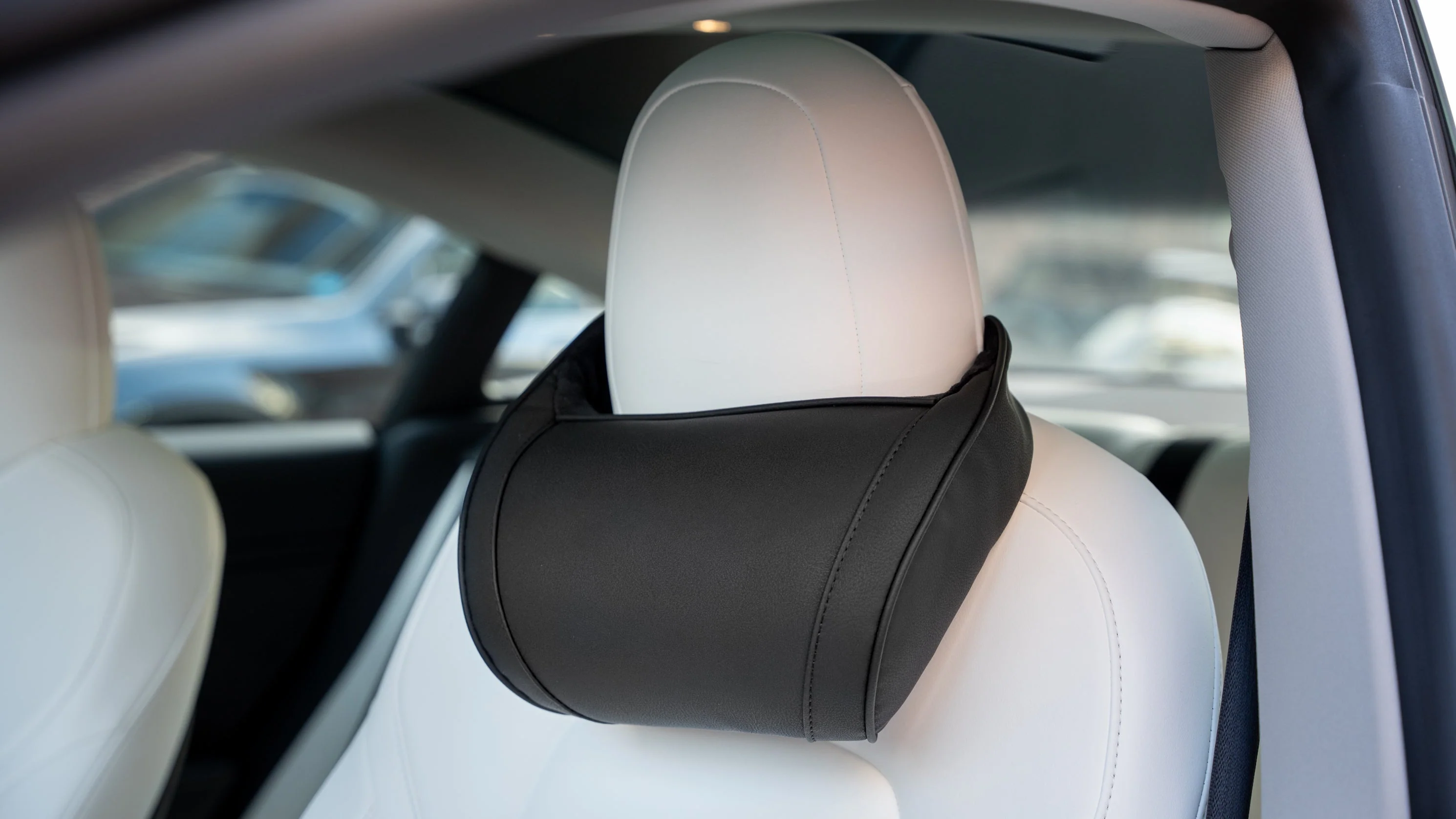 Nackenkissen für alle Tesla Modelle - Image 6