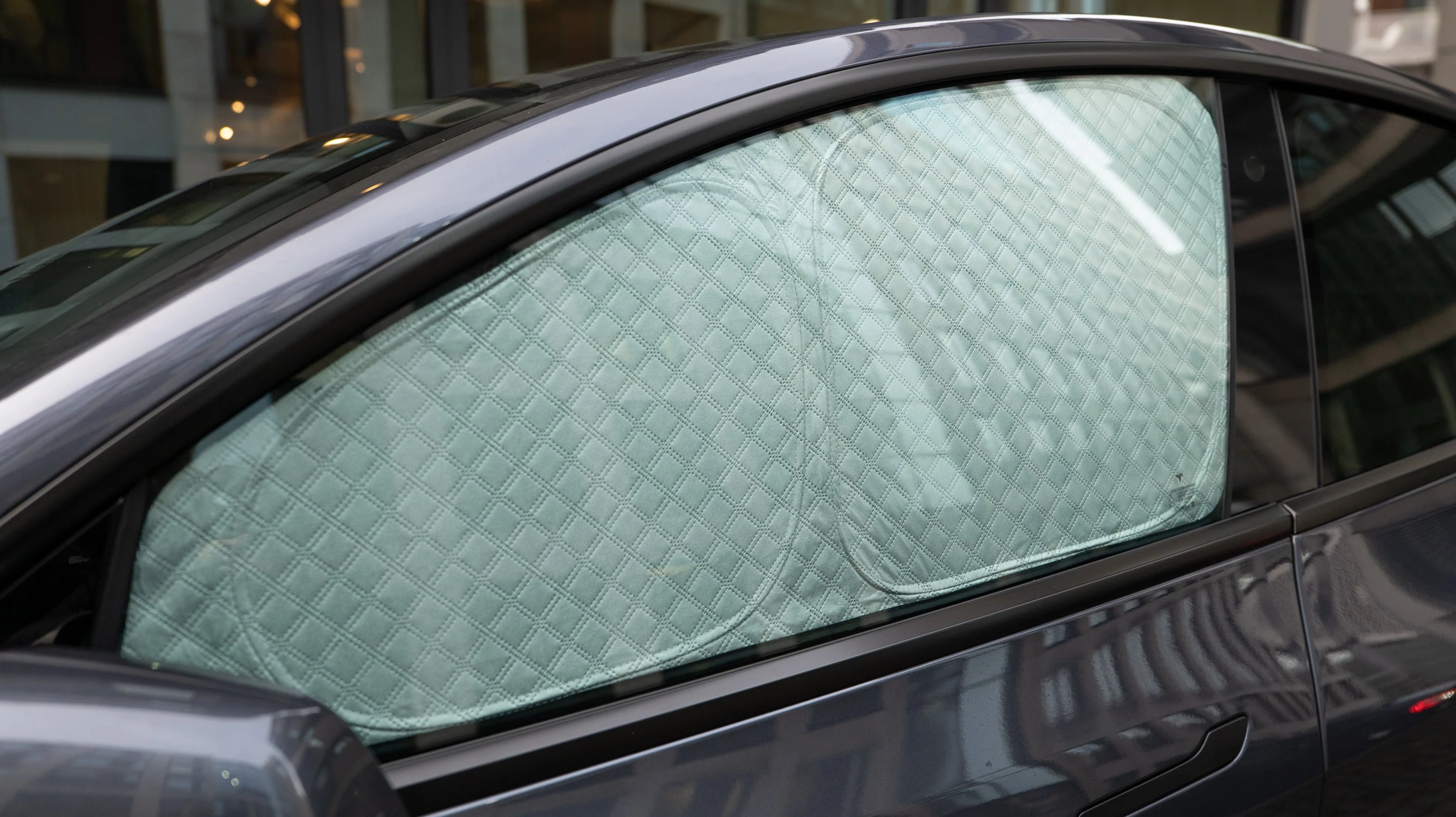 Seiten/Heckscheiben Sonnen- und Sichtschutz für das Tesla Model Y - Image 11