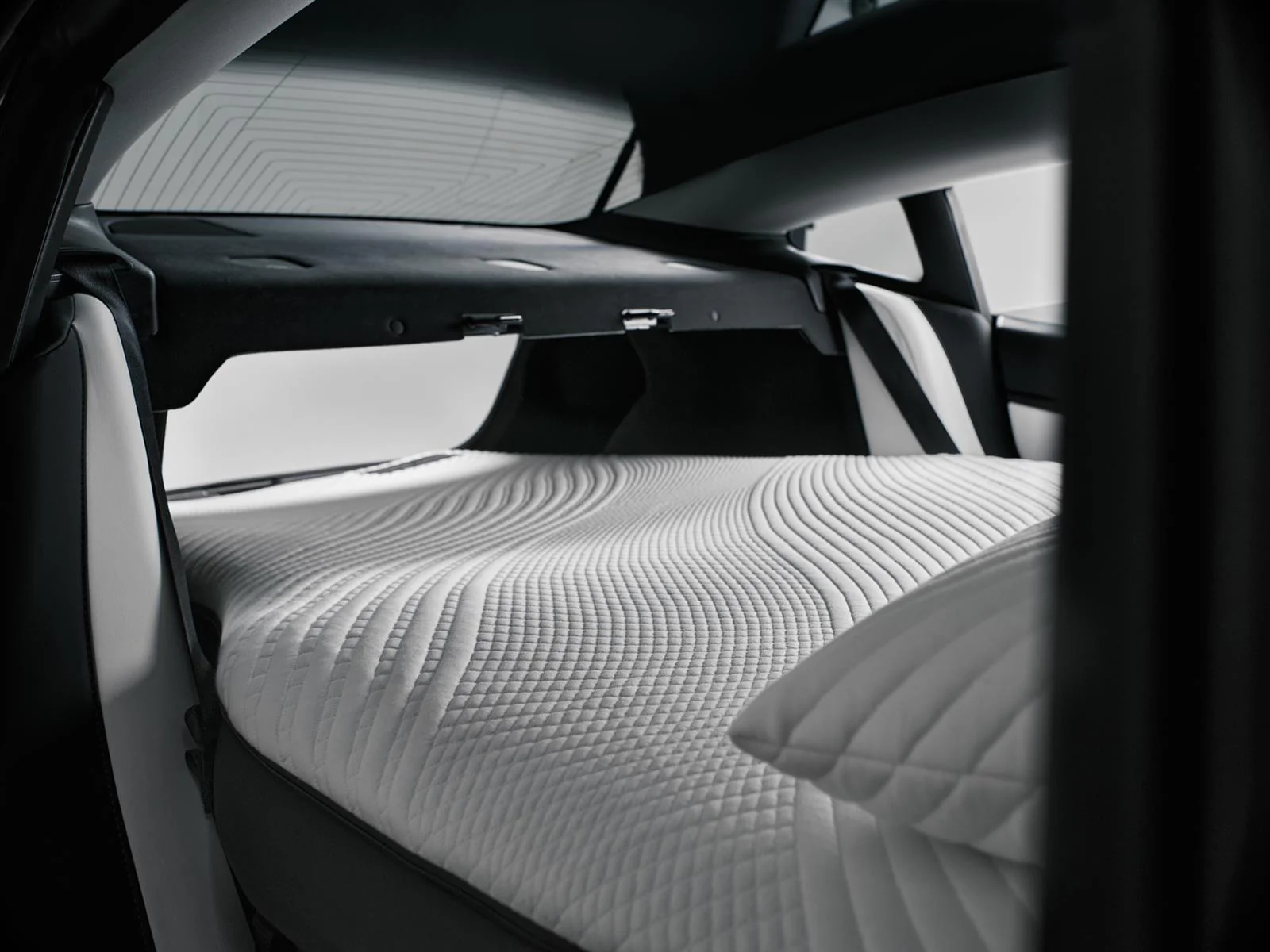 Snuuzu Camping Matratze für das Tesla Model 3 - Image 13